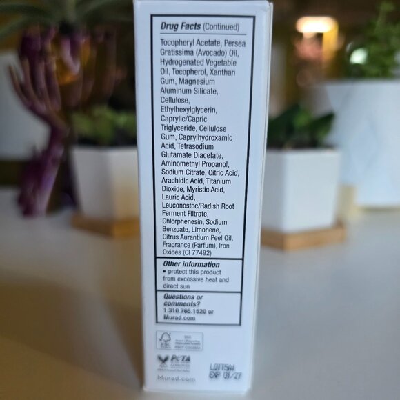 Murad City Skin Age Defense Broad Spectrum SPF 50 - Picture 5 of 7